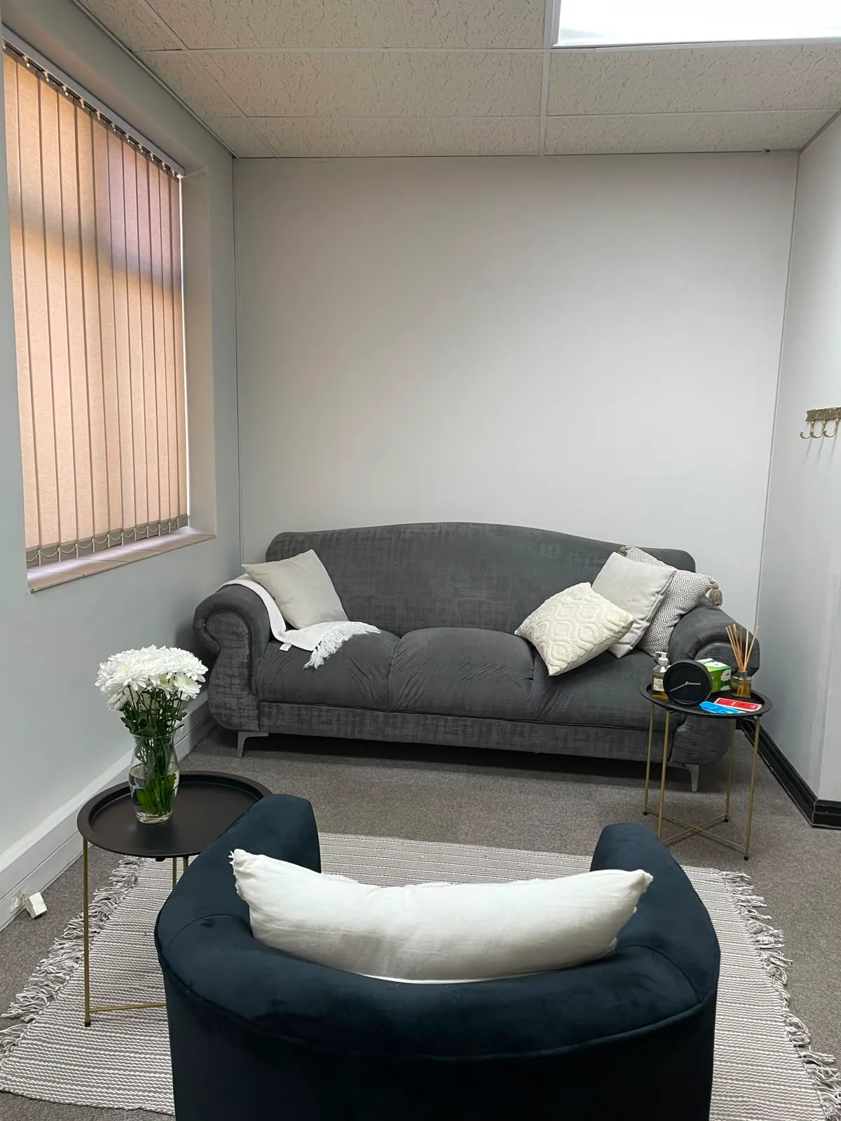 Comfortable therapy room seating at Eden Nelson’s Lonehill practice